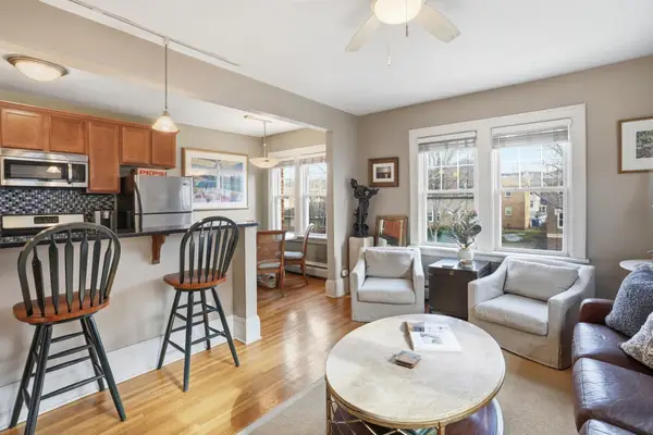 3520 Emerson Avenue S #202, Minneapolis, MN 55408