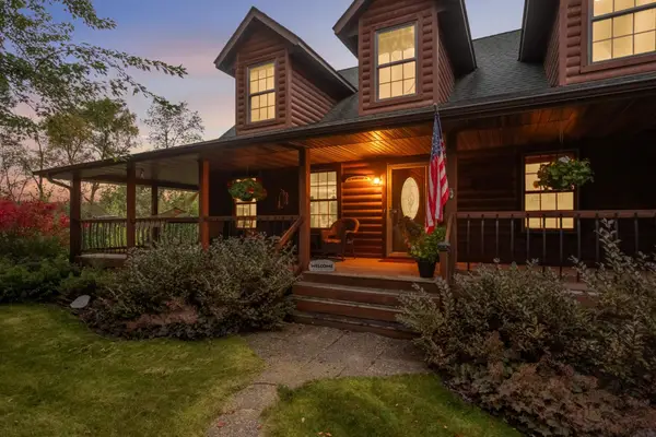 12025 Blackwood Avenue Nw, Monticello, MN 55362