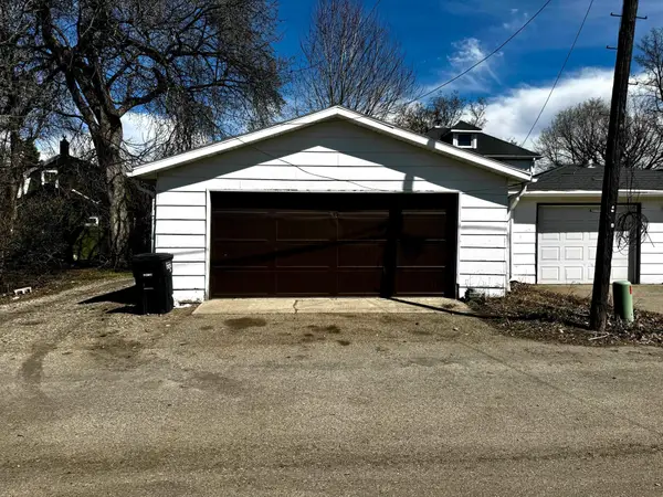 732 1st Street N, Fargo, ND 58102