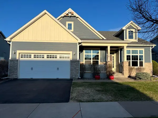 7682 Queensland Lane N, Maple Grove, MN 55311
