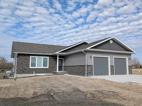 504 Darlene Drive, Marshall, MN 56258