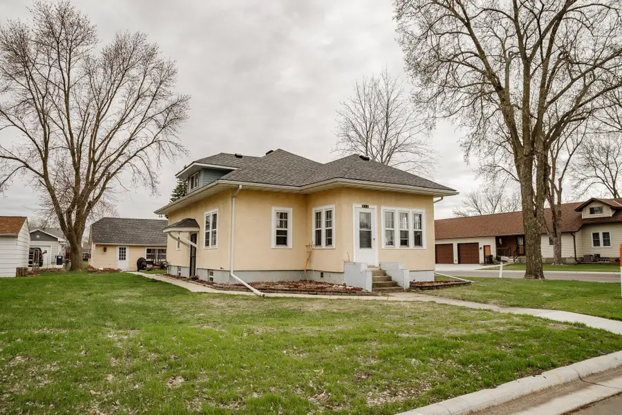 612 W Brooks Street, Arlington, MN 55307 - #2