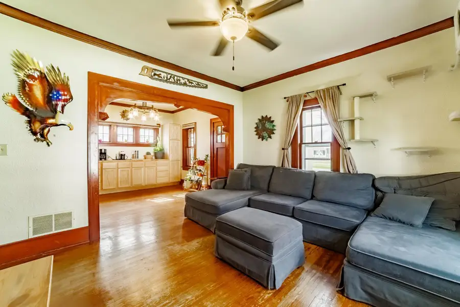 612 W Brooks Street, Arlington, MN 55307 - #3