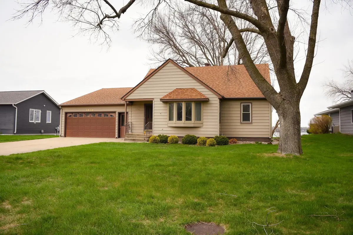 1532 S Shore Drive, Worthington, MN 56187 - #1
