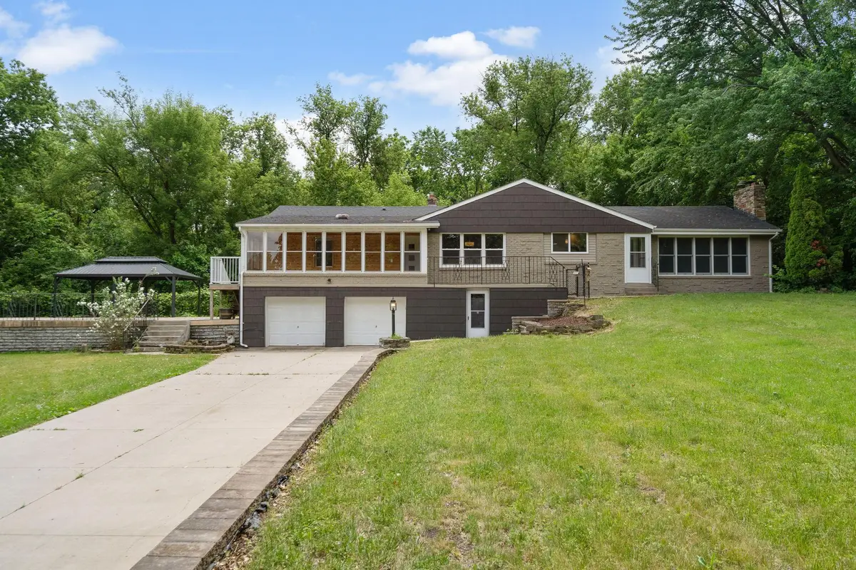 30 Woodridge Lane, Inver Grove Heights, MN 55077 - #1