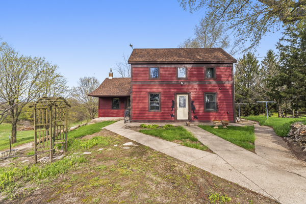 63095 220th Avenue, Kellogg, MN 55945