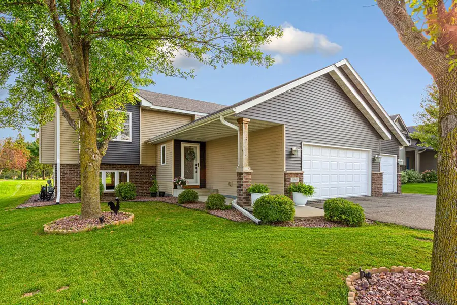 2505 30th Street Nw, Faribault, MN 55021 - #2