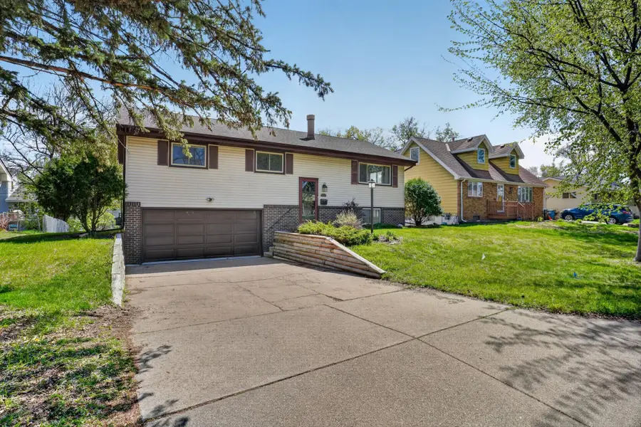 4520 Perry Avenue N, Minneapolis, MN 55422 - #2