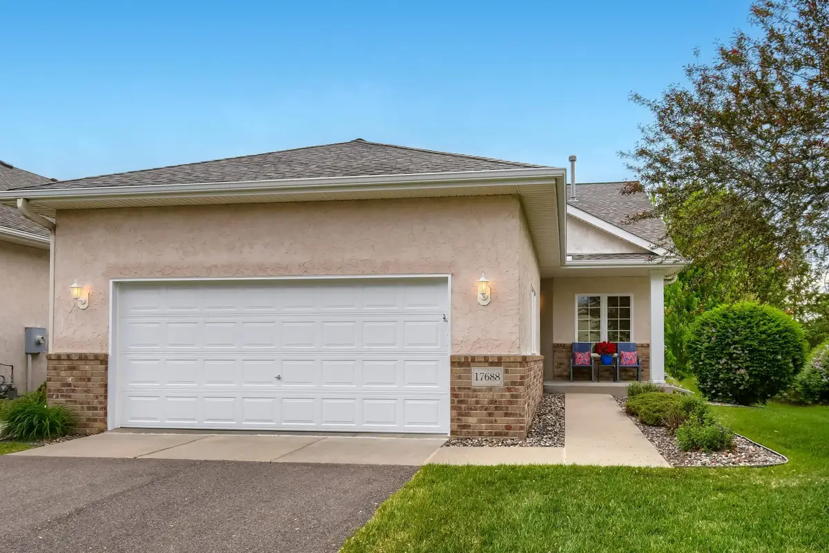 17688 Glasgow Way, Lakeville, MN 55044 - #1