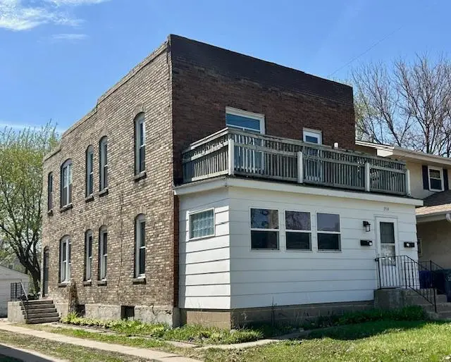 712 6th Street Ne, Minneapolis, MN 55413 - #1