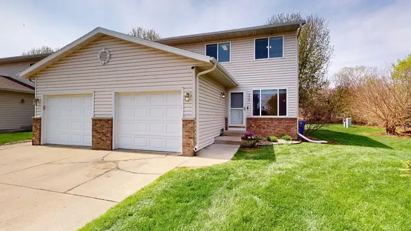 330 10th Avenue Nw, Byron, MN 55920