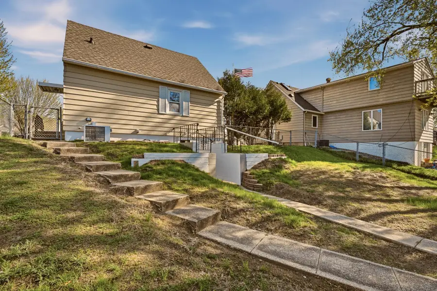 1003 13th Avenue Sw, Austin, MN 55912 - #2