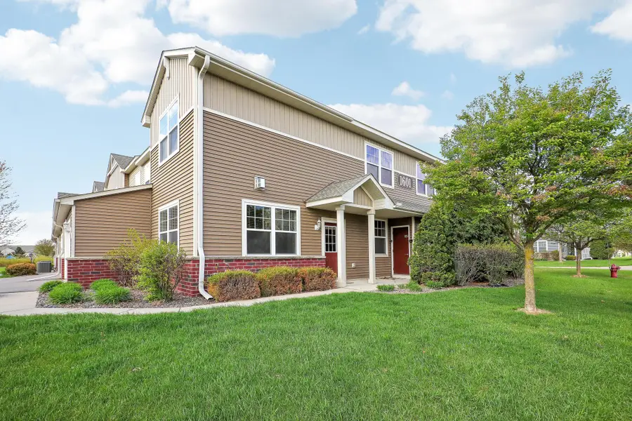 1601 Sumac Circle #A, Carver, MN 55315 - #3
