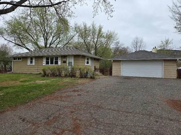 7101 Hartkopf Lane, Minneapolis, MN 55428