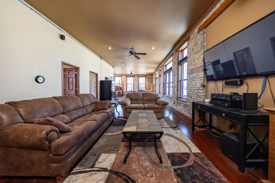 19 2nd Avenue Se, Fairfax, MN 55332 - #3