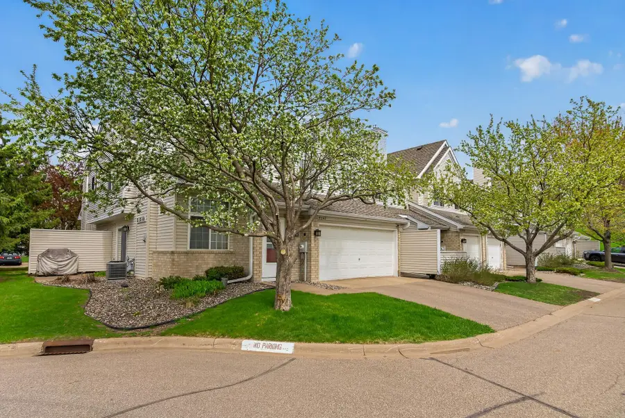 9249 Troon Court, Woodbury, MN 55125 - #2