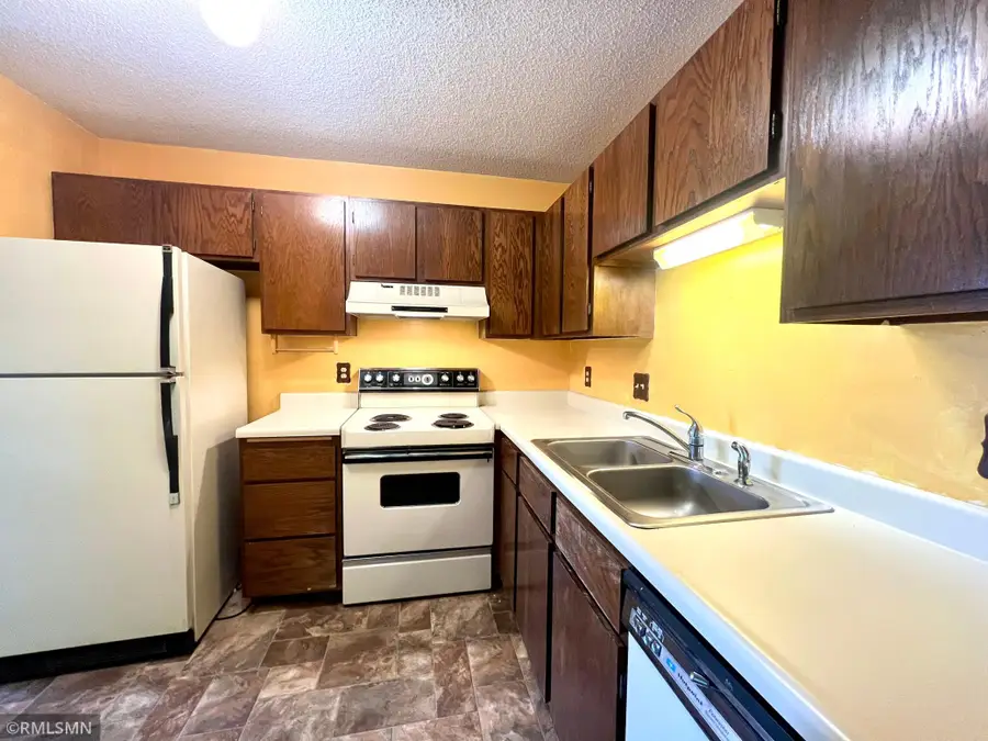 26 10th Street W #803, Saint Paul, MN 55102 - #3