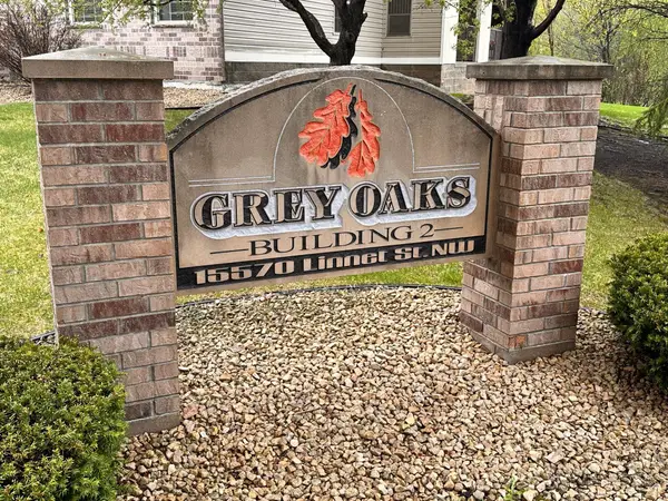 15570 Linnet Street Nw #2-109, Andover, MN 55304