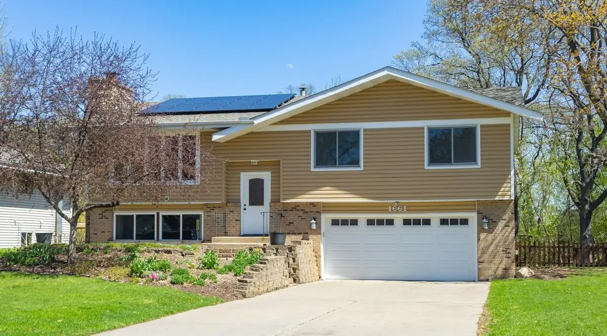 1661 Hilo Avenue N, Oakdale, MN 55128 - #1
