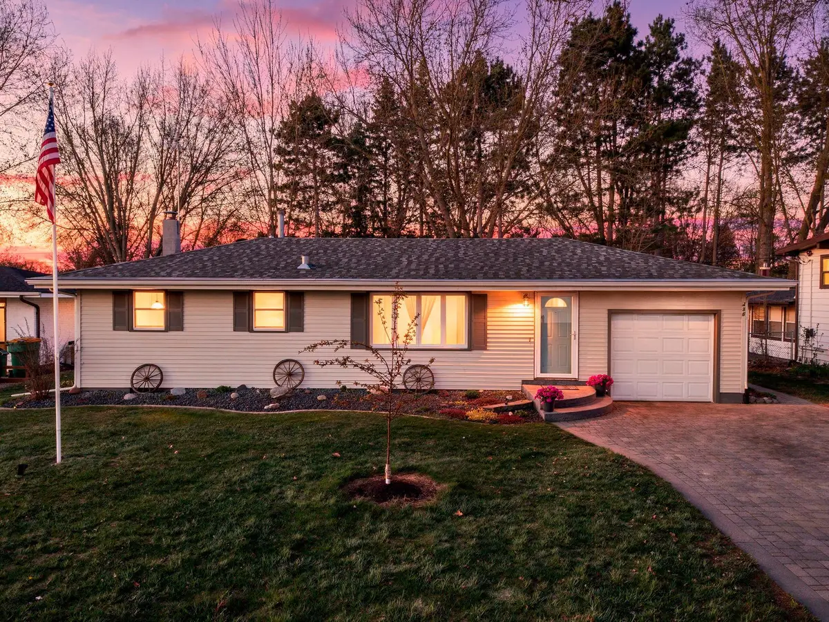 436 4th Avenue Nw, Cambridge, MN 55008 - #1