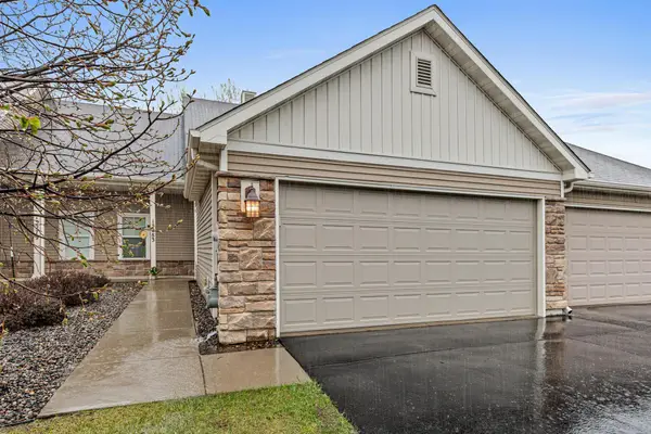 15283 Stonewood Court, Burnsville, MN 55306