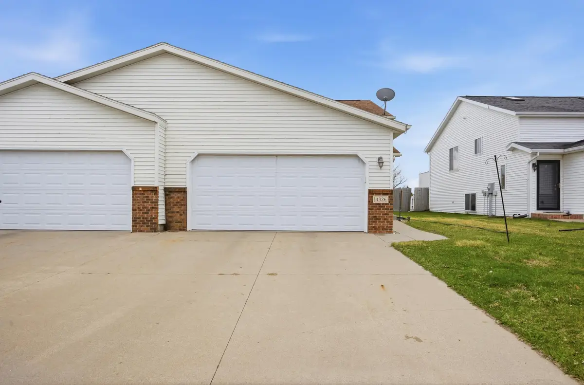 4326 39 1/2 Avenue S, Fargo, ND 58104 - #1