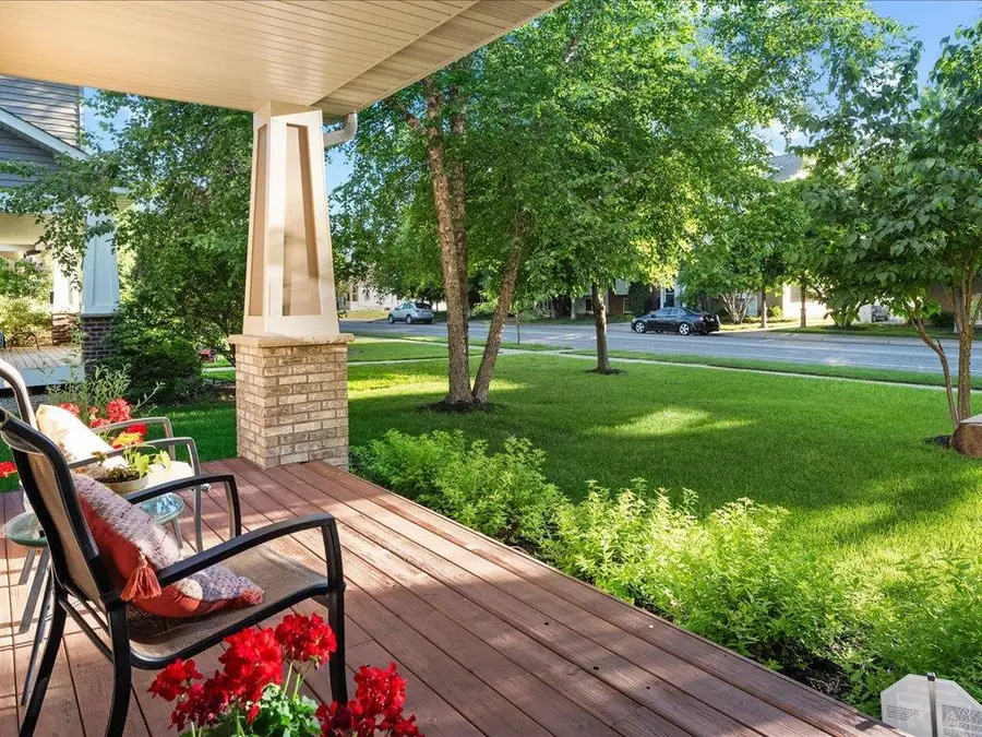 4112 Regent Avenue N, Robbinsdale, MN 55422 - #2