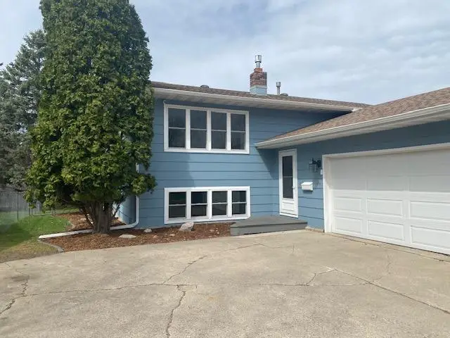 1413 21st Street S, Fargo, ND 58103 - #2