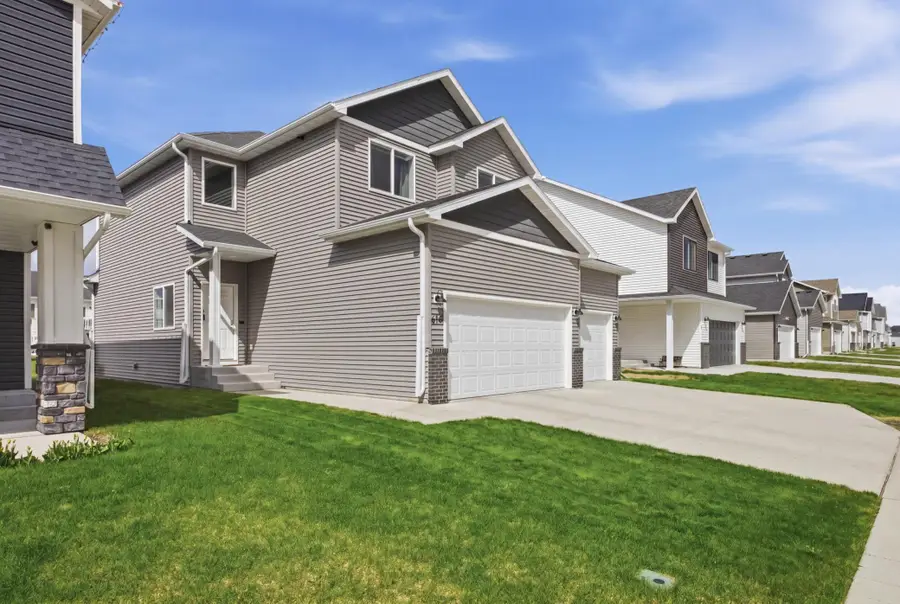 6741 71st Avenue S, Horace, ND 58047 - #2