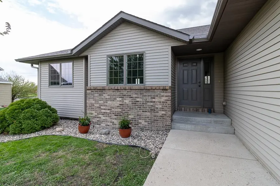 201 Pebble Creek Drive, Mankato, MN 56001 - #3