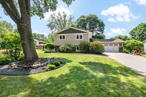 11958 Crane Street Nw, Minneapolis, MN 55448
