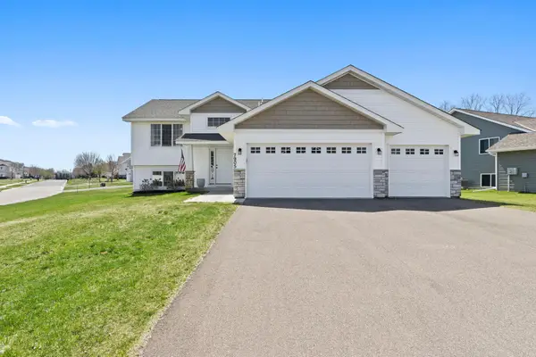 7905 Lambert Avenue Ne, Albertville, MN 55301