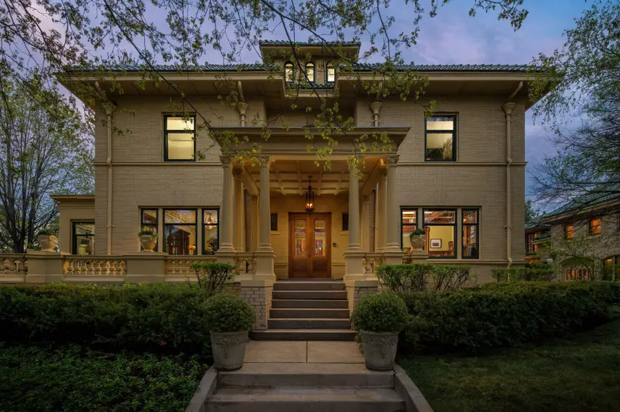 1005 Mount Curve Avenue, Minneapolis, MN 55403 - #2