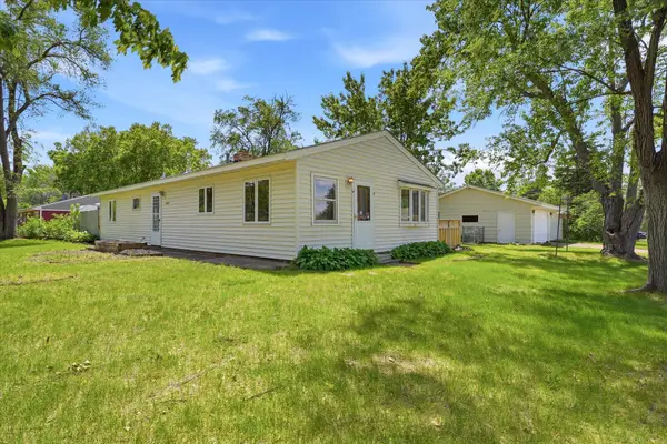 10050 Palm Street Nw, Minneapolis, MN 55433