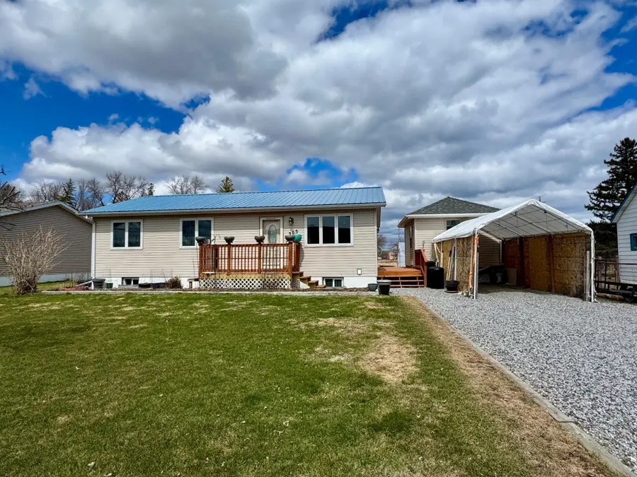 305 Lincoln Street Se, Warroad, MN 56763 - #3