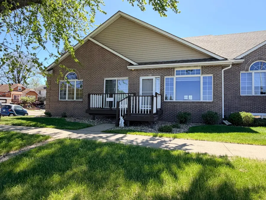 726 3rd Avenue, Worthington, MN 56187 - #2