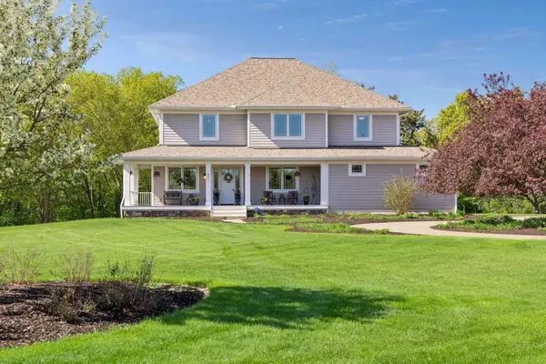 4854 Linden Trail N, Lake Elmo, MN 55042