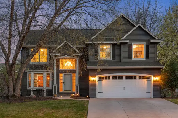 8135 Long Meadow Pointe, Eden Prairie, MN 55347
