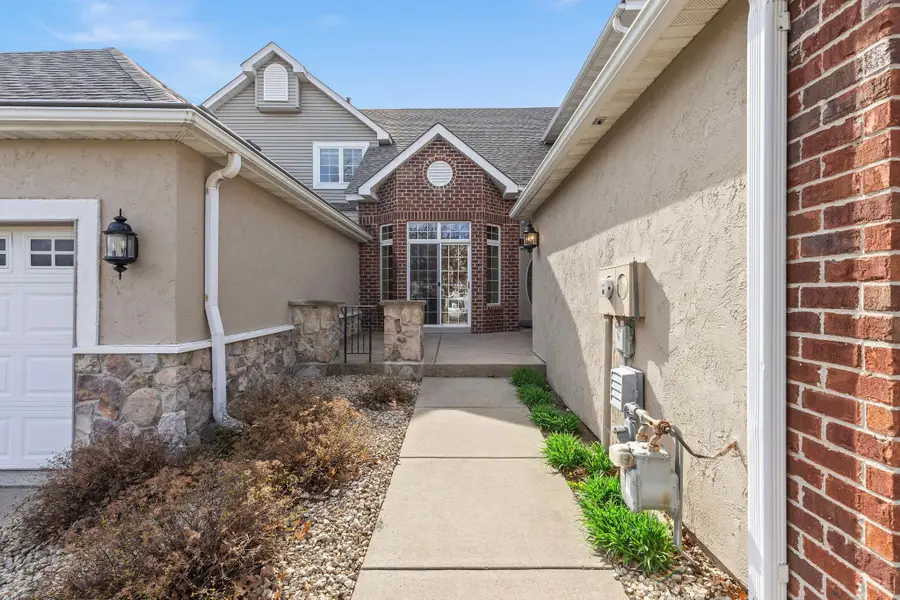 13956 Shoreside Court, Savage, MN 55378 - #3
