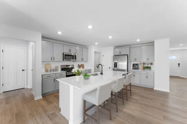 1225 Edge Circle, Jordan, MN 55352