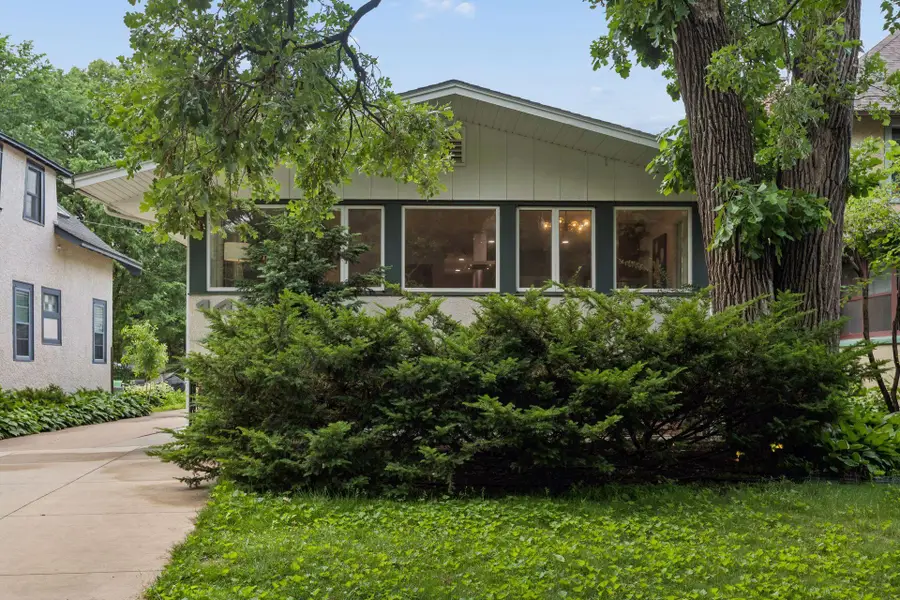 145 Rustic Lodge W, Minneapolis, MN 55419 - #3