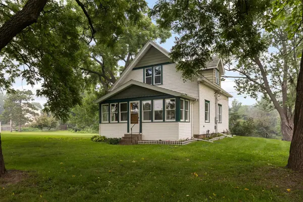 1240 Mcknight Road N, Saint Paul, MN 55119