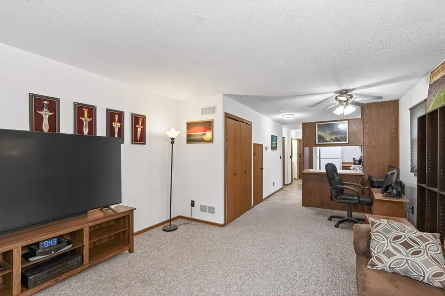 852 Woodgate Drive #216, Vadnais Heights, MN 55127 - #3