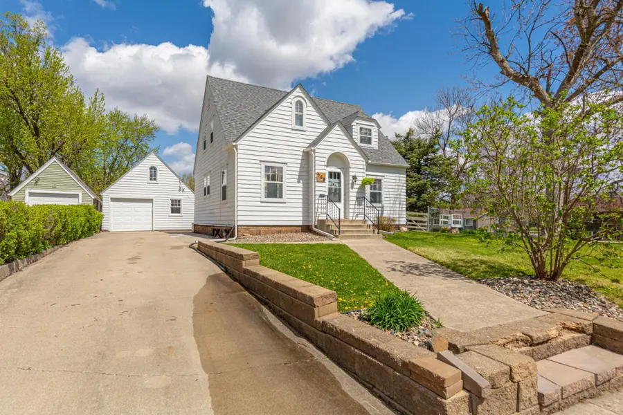 568 Agnes Street, Owatonna, MN 55060 - #2