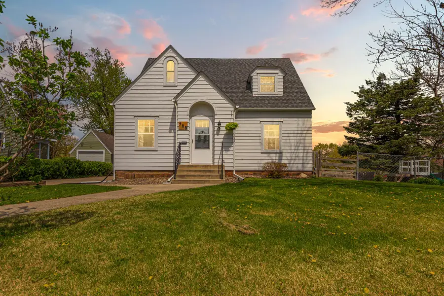 568 Agnes Street, Owatonna, MN 55060 - #3