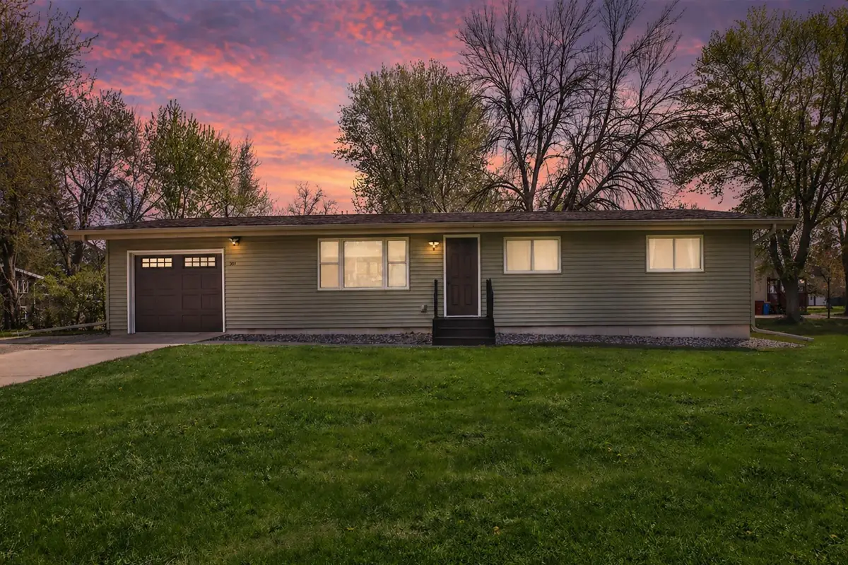 301 5th Avenue Ne, Blooming Prairie, MN 55917 - #1