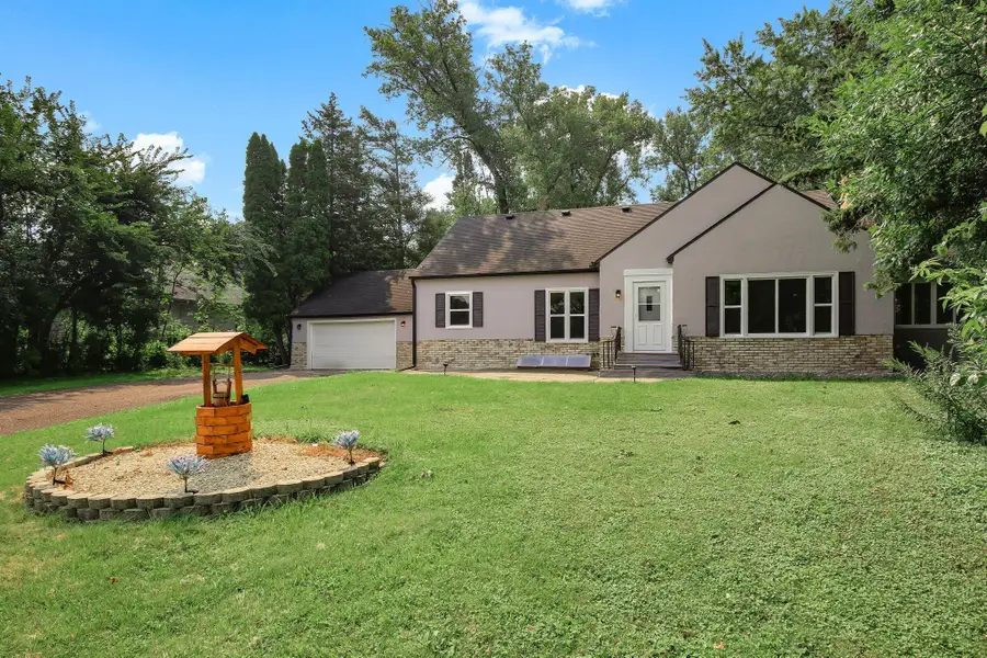 770 Viking Drive E, Saint Paul, MN 55117 - #2