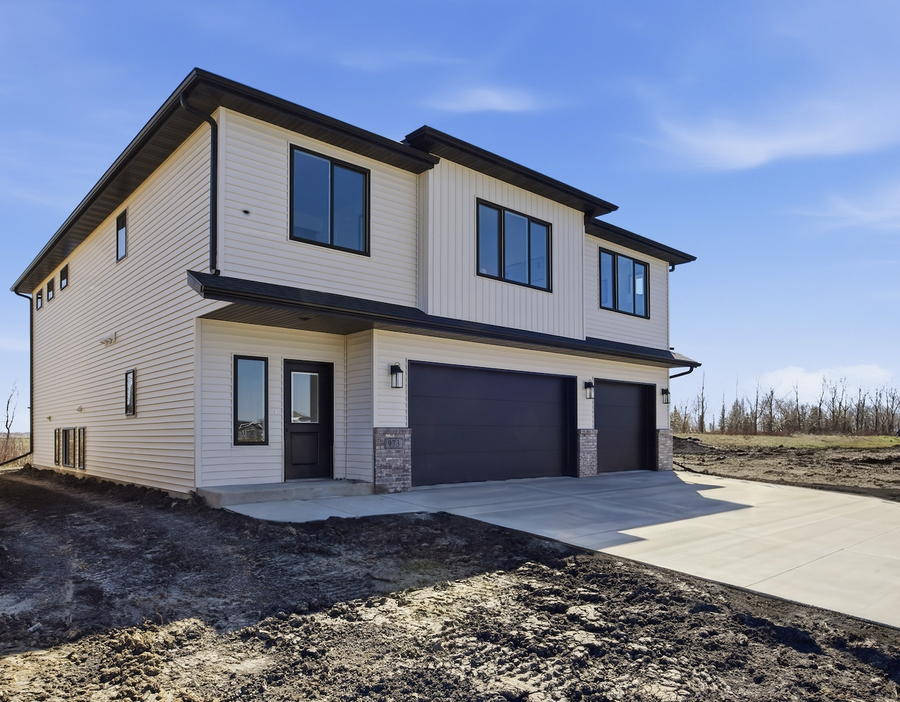 973 61st Avenue W, West Fargo, ND 58078 - #2