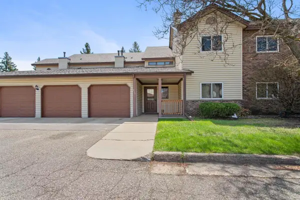 438 Etna Street #103, Saint Paul, MN 55106