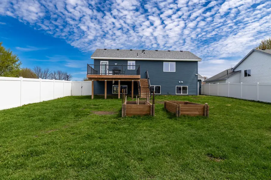 932 S Chestnut Street, Belle Plaine, MN 56011 - #3